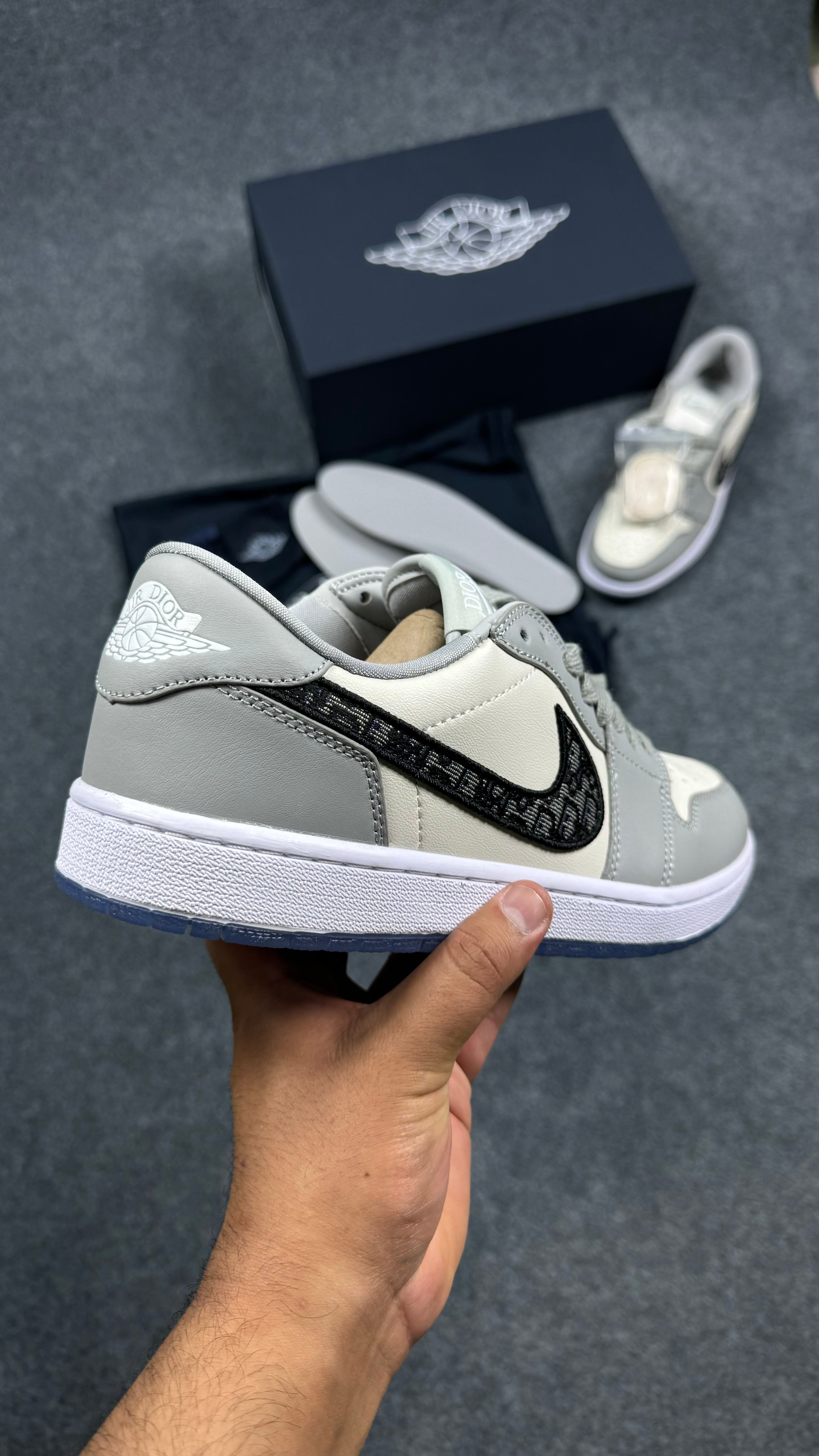 Jordan 1 Retro Low Dior (1:1 Mirror Grade)