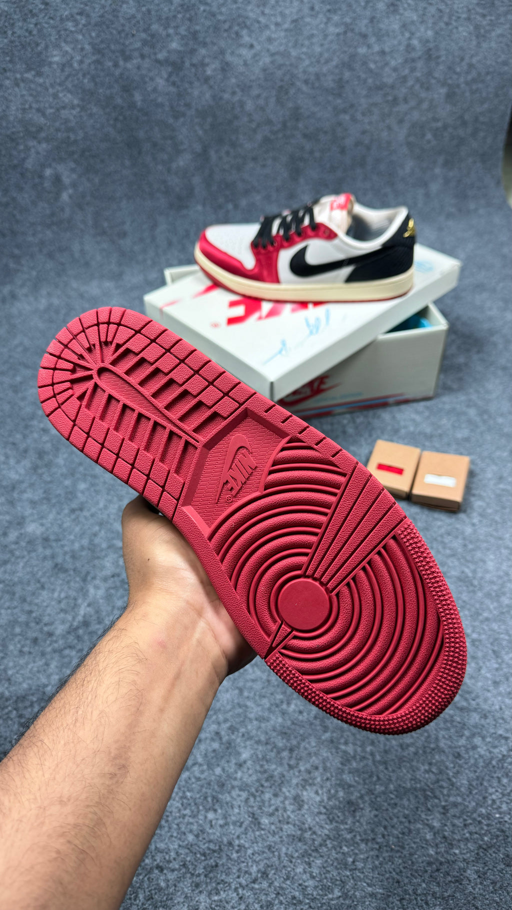 Jordan 1 Retro Low OG Trophy Room Rookie Card Away (1:1 Mirror Grade)