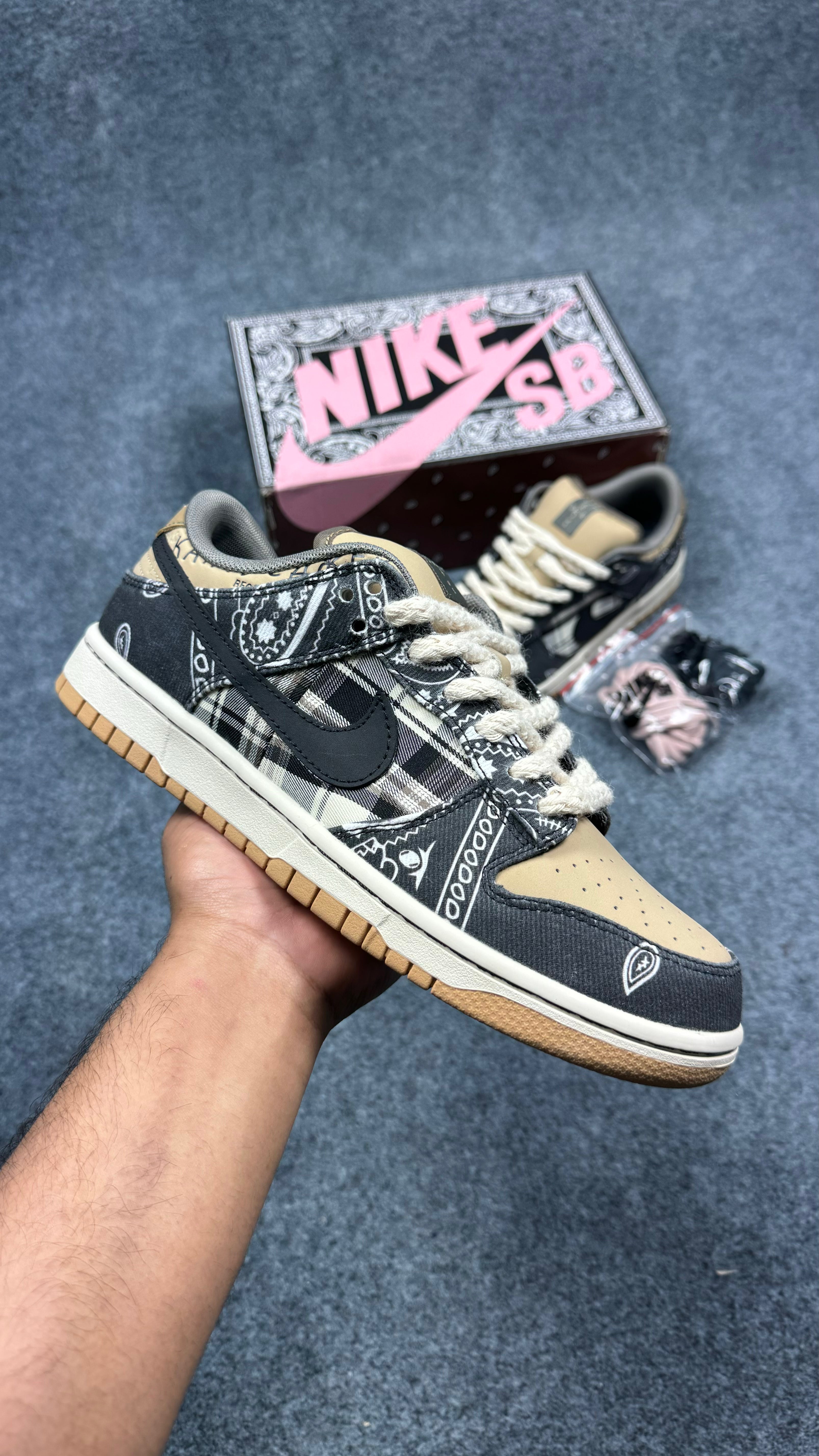 Nike SB Dunk Low Travis Scott (1:1 Mirror Grade)